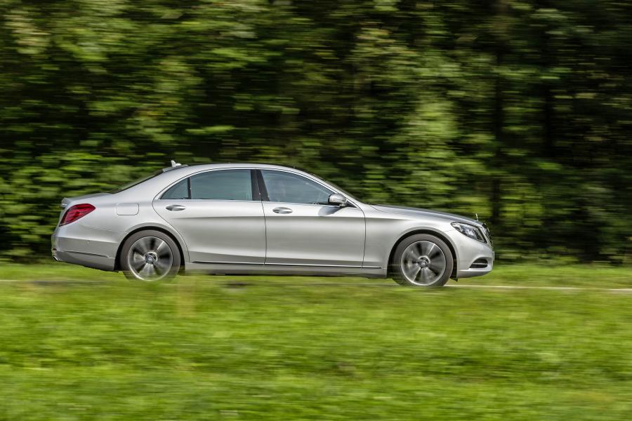  Mercedes-Benz S550 Plug-in Hybrid 2014 года  (US) (фото 11 из 59)